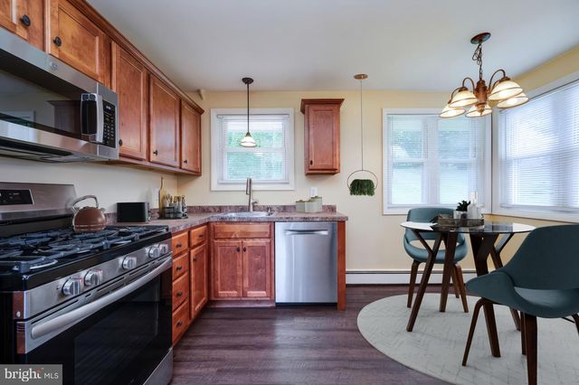 1392 NEW HOLLAND RD, Reading, PA 19607