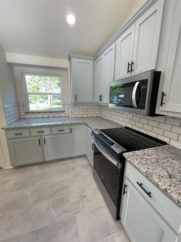 240 Wells Street, Emory, TX 75440