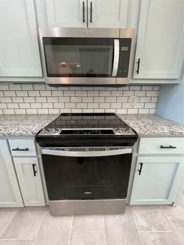 240 Wells Street, Emory, TX 75440