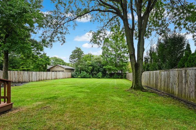 5615 S Elm Street, Hinsdale, IL 60521