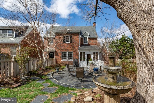 812 MARYE ST, Fredericksburg, VA 22401