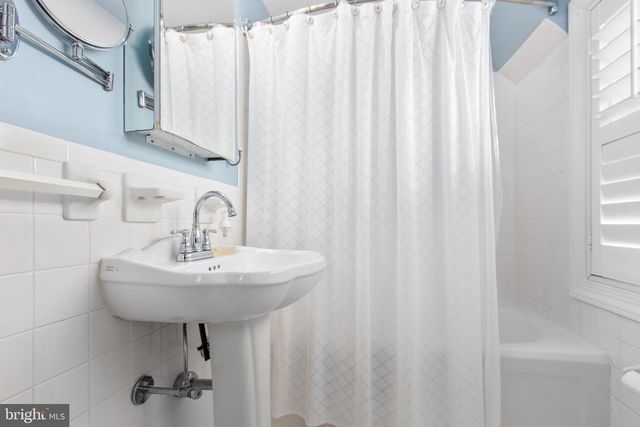 812 MARYE ST, Fredericksburg, VA 22401