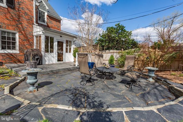 812 MARYE ST, Fredericksburg, VA 22401