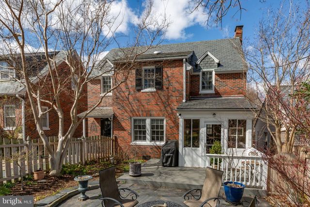 812 MARYE ST, Fredericksburg, VA 22401