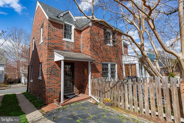 812 MARYE ST, Fredericksburg, VA 22401