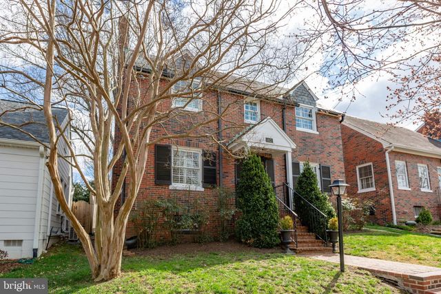 812 MARYE ST, Fredericksburg, VA 22401