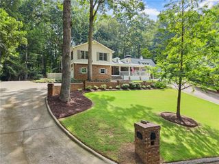 2550 Cove Road, Gainesville, GA 30506