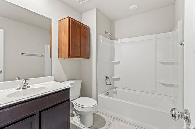 3209 Hyacinth, New Braunfels, TX 78130
