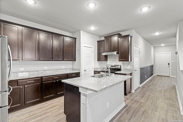 3209 Hyacinth, New Braunfels, TX 78130