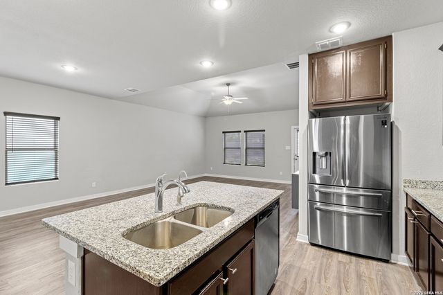 3209 Hyacinth, New Braunfels, TX 78130