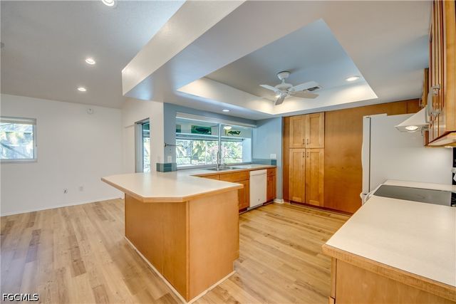 1419 SE 39th TER, Cape Coral, FL 33904