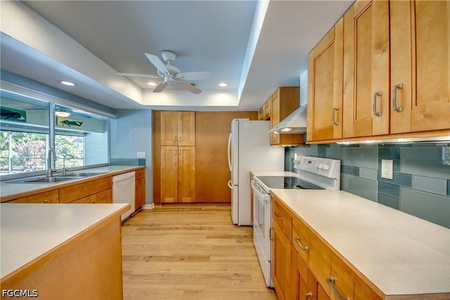 1419 SE 39th TER, Cape Coral, FL 33904