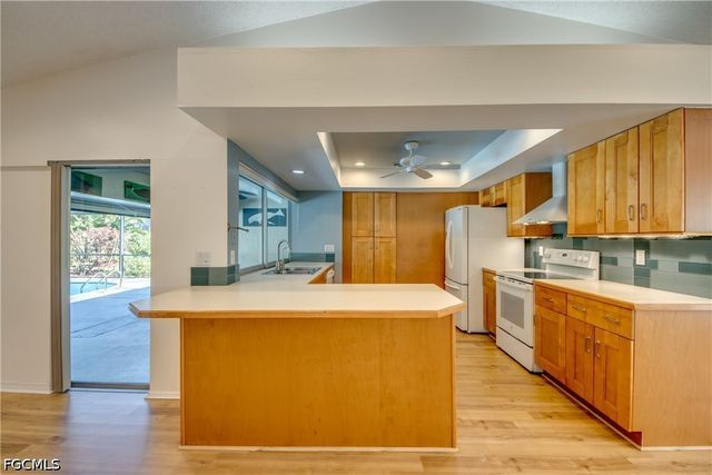 1419 SE 39th TER, Cape Coral, FL 33904