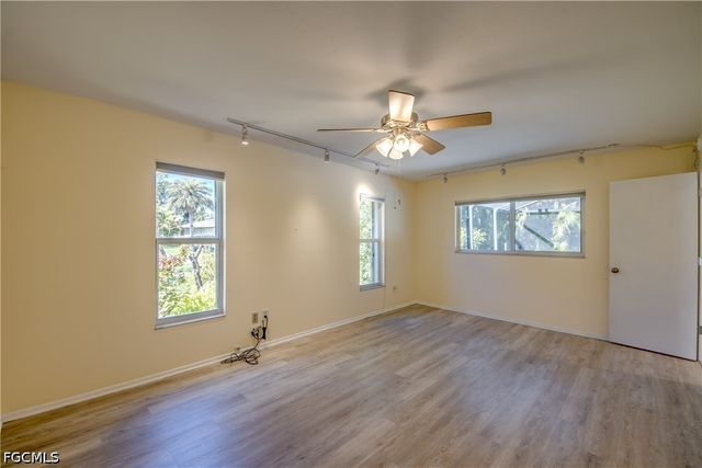 1419 SE 39th TER, Cape Coral, FL 33904