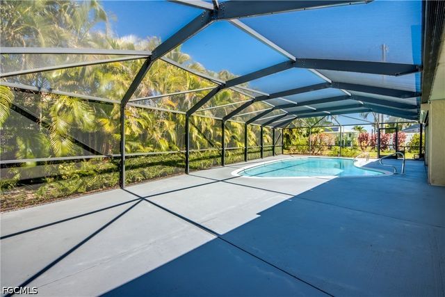 1419 SE 39th TER, Cape Coral, FL 33904