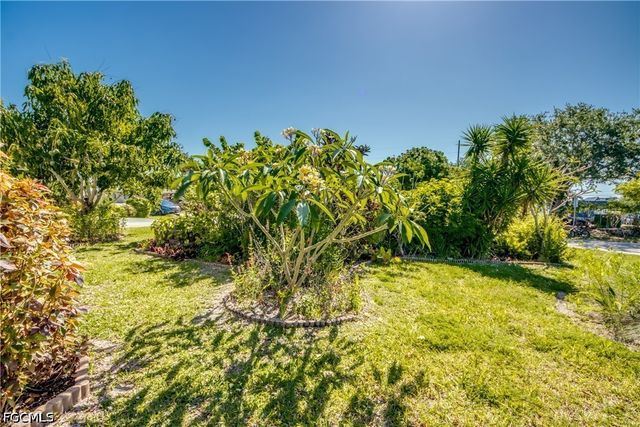 1419 SE 39th TER, Cape Coral, FL 33904