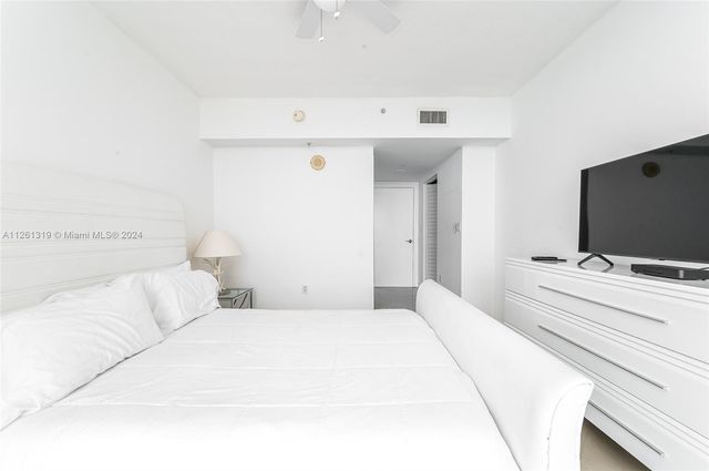 16699 Collins Ave 2601, Sunny Isles Beach, FL 33160