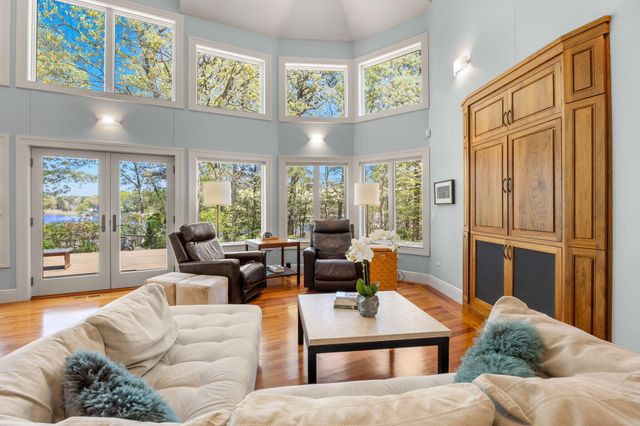476 Baxters Neck Road, Marstons Mills, MA 02648