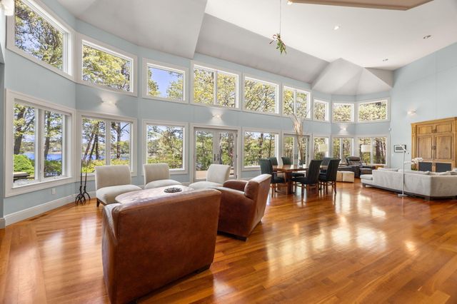 476 Baxters Neck Road, Marstons Mills, MA 02648