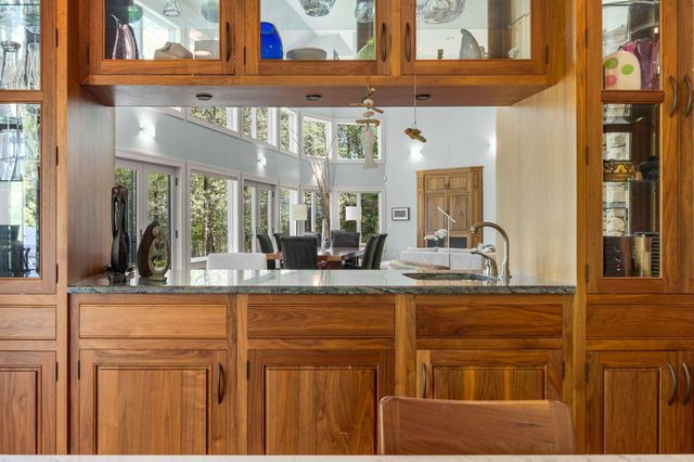 476 Baxters Neck Road, Marstons Mills, MA 02648