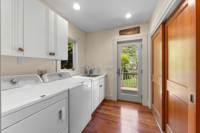 476 Baxters Neck Road, Marstons Mills, MA 02648