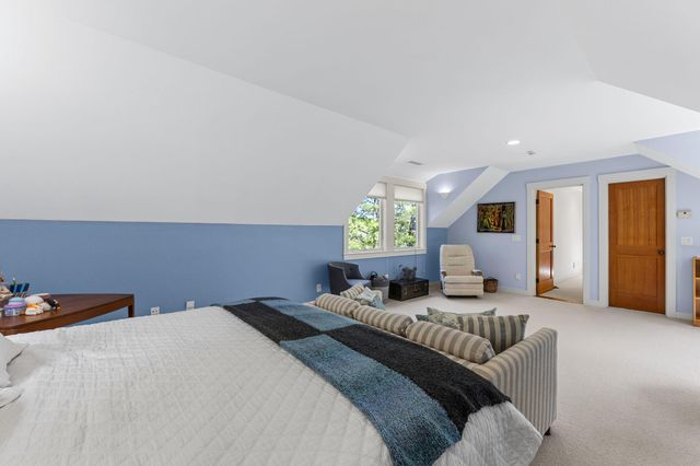 476 Baxters Neck Road, Marstons Mills, MA 02648