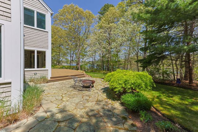 476 Baxters Neck Road, Marstons Mills, MA 02648