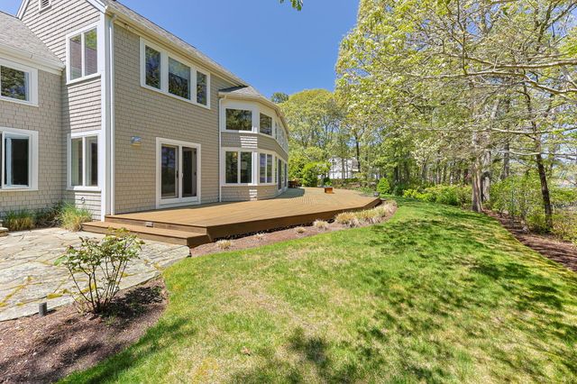 476 Baxters Neck Road, Marstons Mills, MA 02648