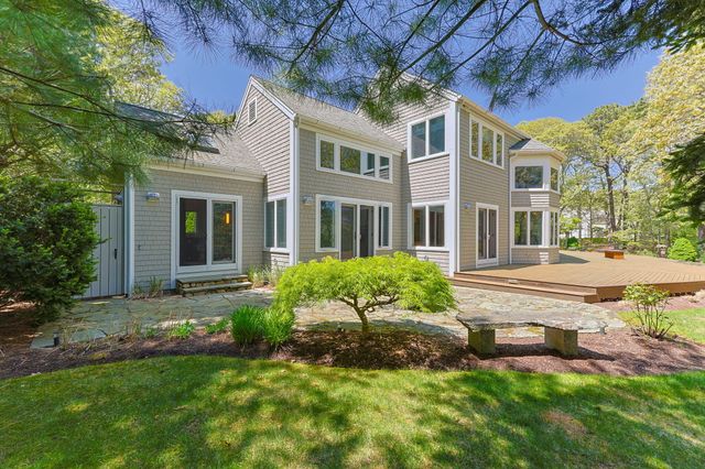 476 Baxters Neck Road, Marstons Mills, MA 02648