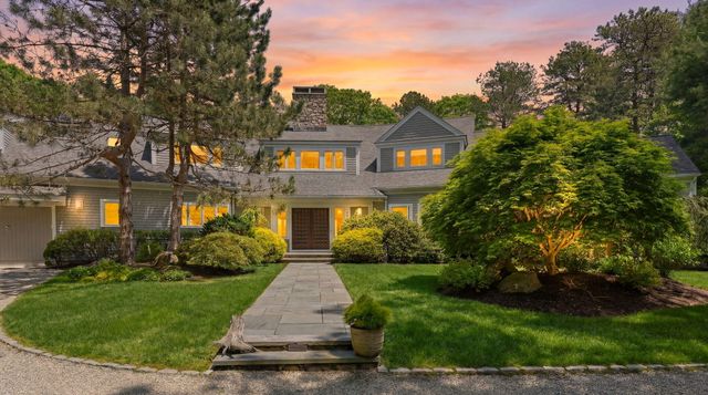 476 Baxters Neck Road, Marstons Mills, MA 02648
