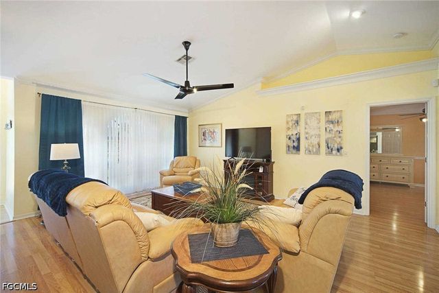 3832 SW 20th AVE, Cape Coral, FL 33914