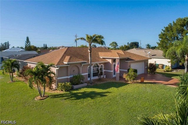 3832 SW 20th AVE, Cape Coral, FL 33914