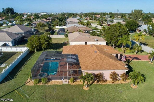 3832 SW 20th AVE, Cape Coral, FL 33914