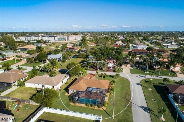 3832 SW 20th AVE, Cape Coral, FL 33914