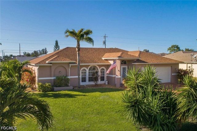3832 SW 20th AVE, Cape Coral, FL 33914