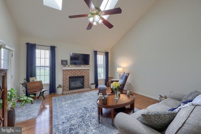 66 WEAVER AVE, Ephrata, PA 17522
