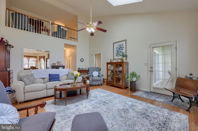 66 WEAVER AVE, Ephrata, PA 17522