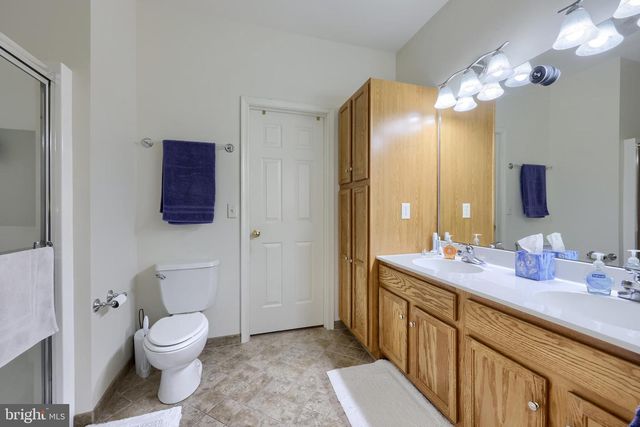 66 WEAVER AVE, Ephrata, PA 17522