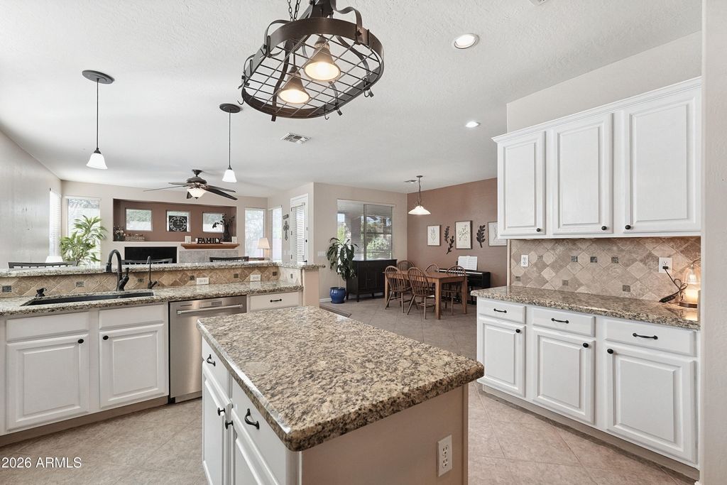 2355 E LA COSTA Place, Chandler, AZ 85249 — photo 4