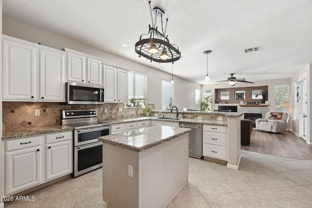 2355 E LA COSTA Place, Chandler, AZ 85249 — photo 5