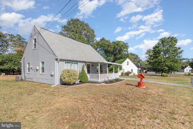 6114 NASSAU RD, Harrisburg, PA 17112