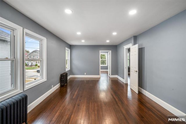 402 Morse 2, Ridgefield, NJ 07657