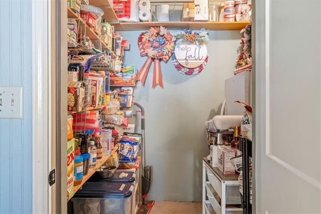 5329 Memorial Lane, Powder Springs, GA 30127