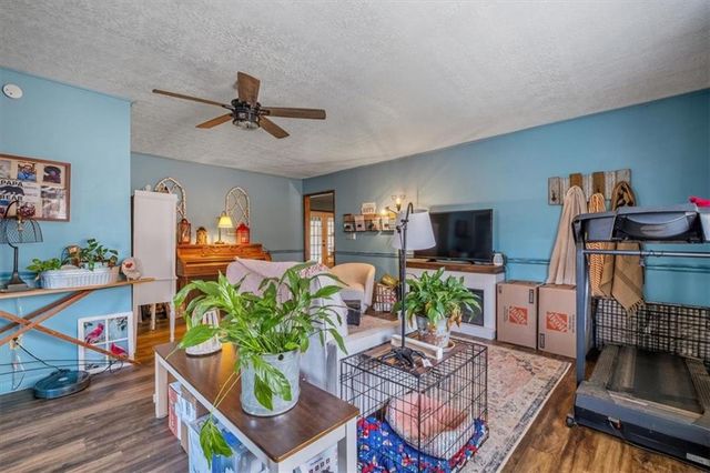 5329 Memorial Lane, Powder Springs, GA 30127