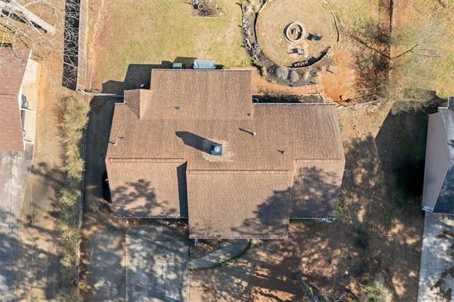 5329 Memorial Lane, Powder Springs, GA 30127