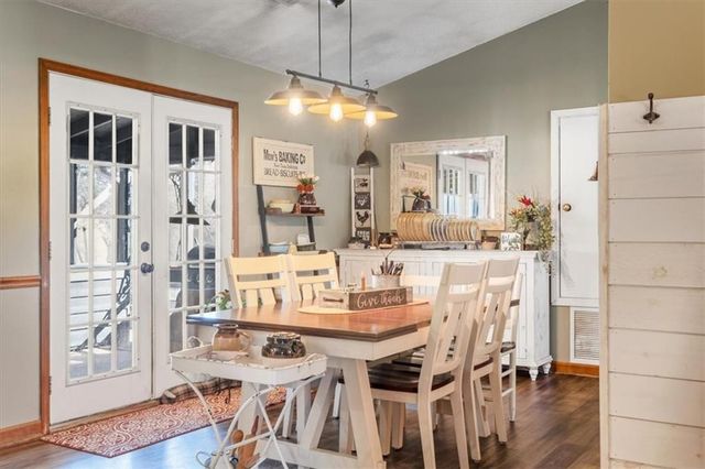 5329 Memorial Lane, Powder Springs, GA 30127