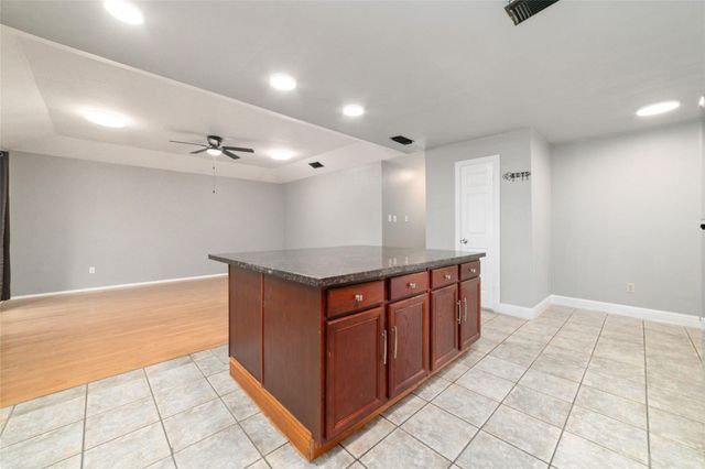 2318 Gumspring Lane, Spring, TX 77373