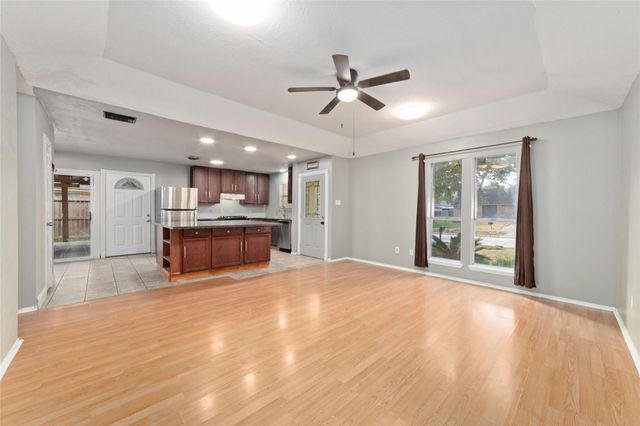 2318 Gumspring Lane, Spring, TX 77373