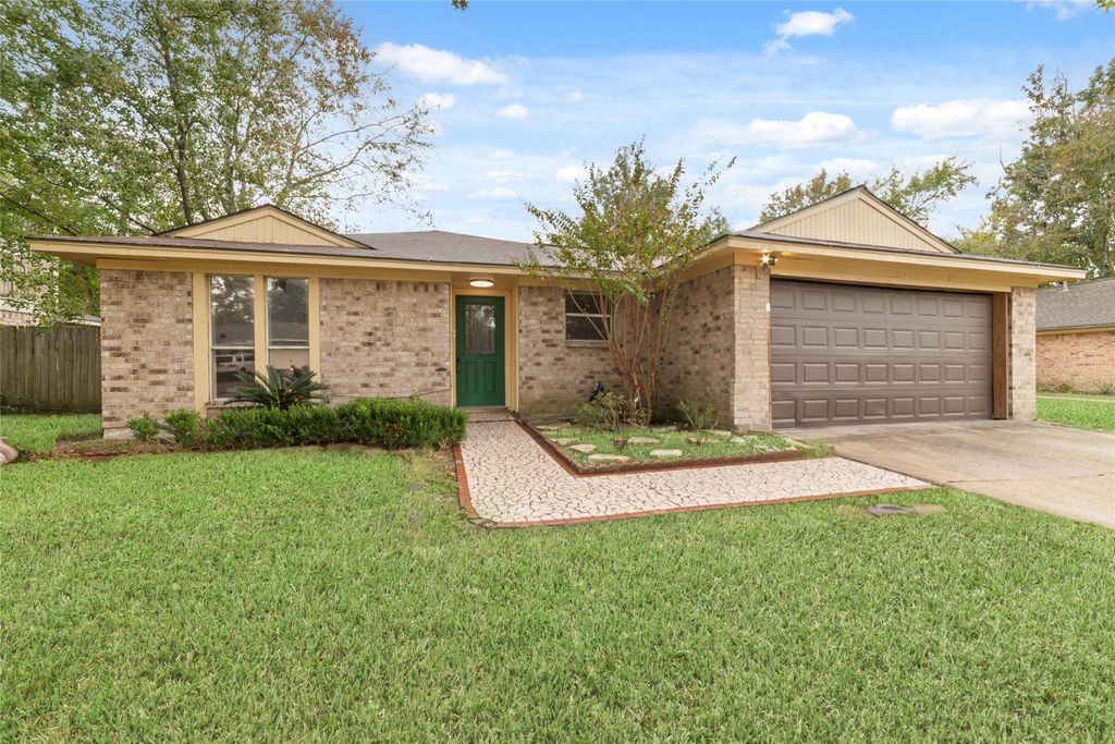 2318 Gumspring Lane, Spring, TX 77373