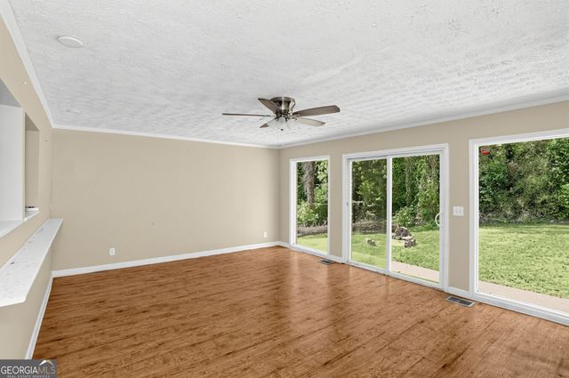 1127 Renee Drive, Decatur, GA 30035